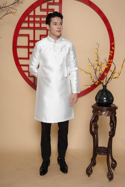Áo dài cặp đôi màu trắng đơn giản