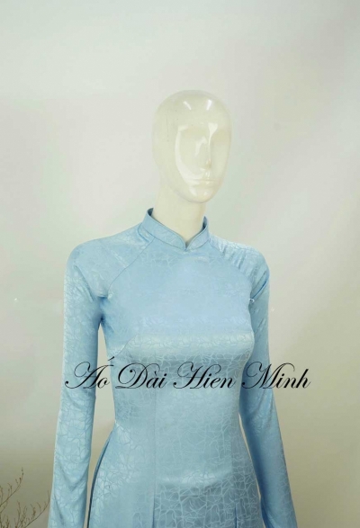 Áo dài truyền thống trơn