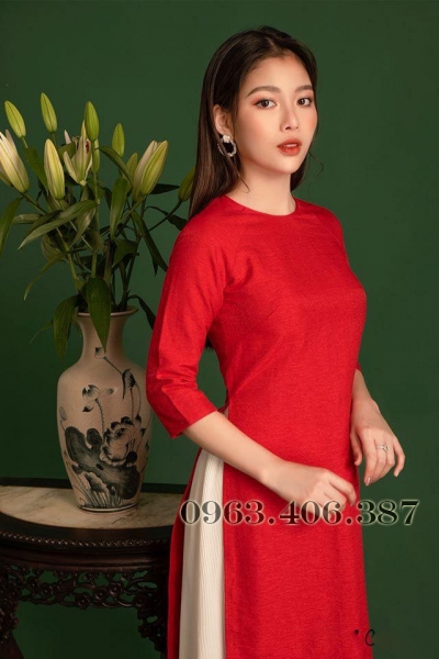 Áo dài cách tân nữ đơn giản