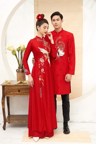 Áo dài cưới cặp đôi màu đỏ uyên ương
