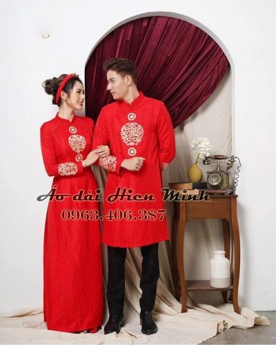 Áo dài cưới cặp màu đỏ đơn giản