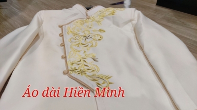 Áo dài nam cách điệu họa tiết thêu tinh tế