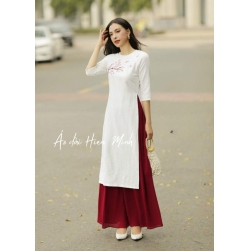 Áo dài nữ màu trắng họa tiết hoa đào thêu